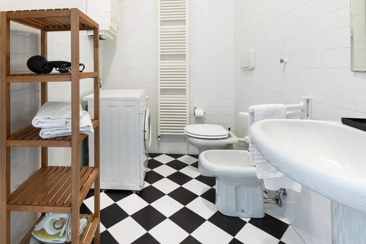 Housmart Miramonte 3 Lägenhet Bologna